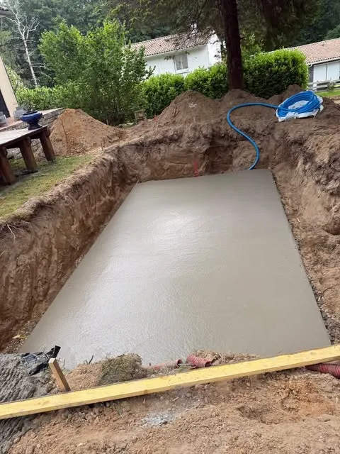 Piscine avant aménagement